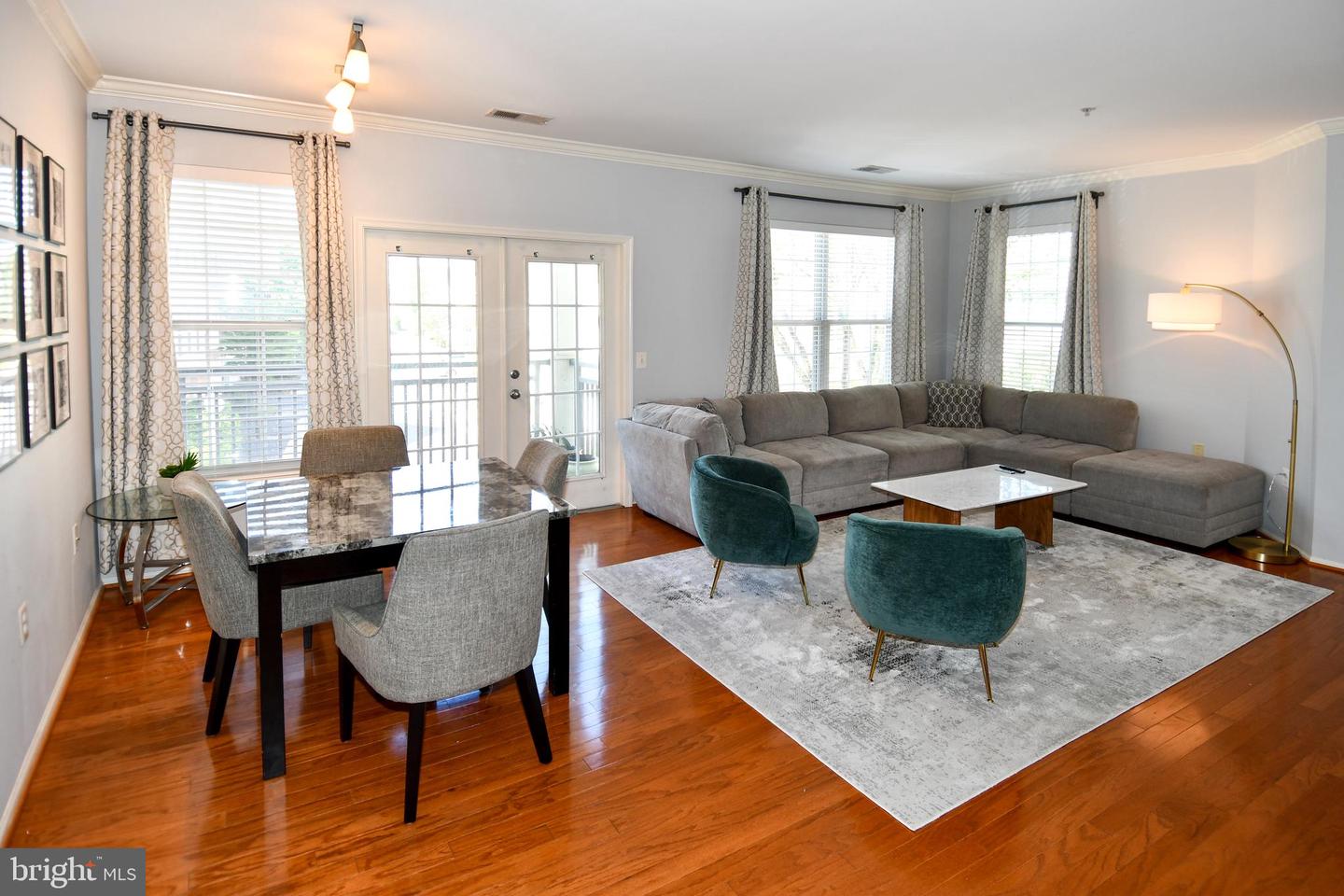 3009 NICOSH CIR #4201, FALLS CHURCH, Virginia 22042, 2 Bedrooms Bedrooms, ,2 BathroomsBathrooms,Residential,For sale,3009 NICOSH CIR #4201,VAFX2236830 MLS # VAFX2236830