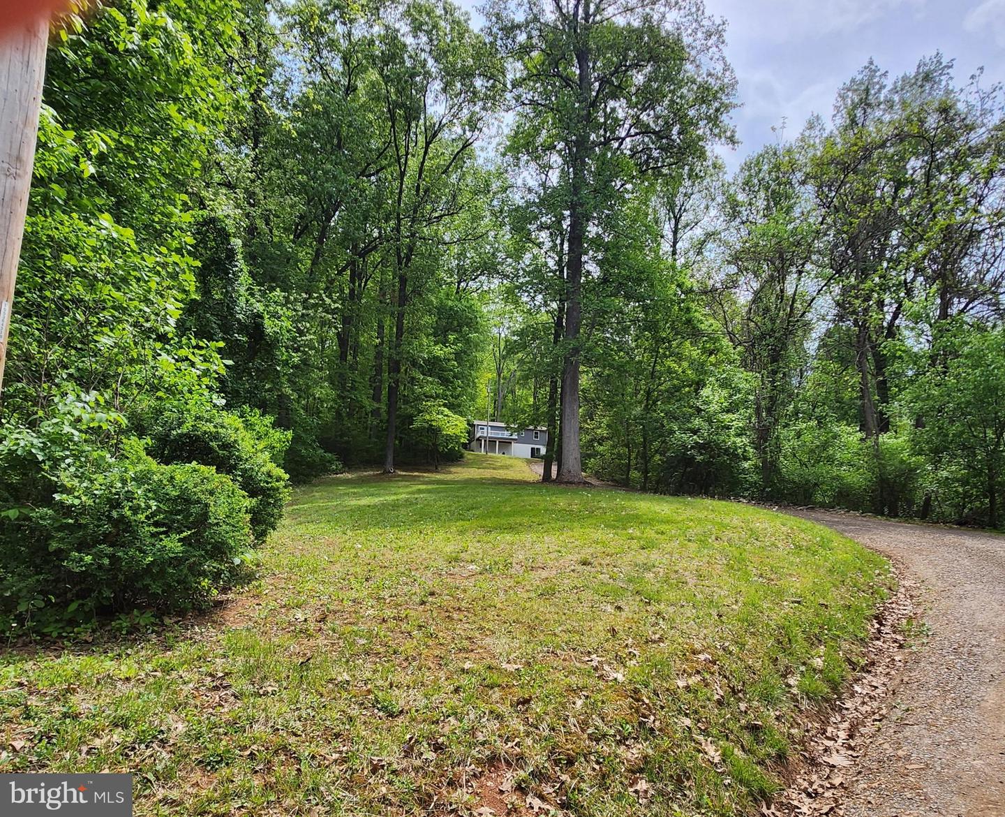22 LUCKE WAY, LINDEN, Virginia 22642, 4 Bedrooms Bedrooms, ,3 BathroomsBathrooms,Residential,For sale,22 LUCKE WAY,VAWR2011014 MLS # VAWR2011014