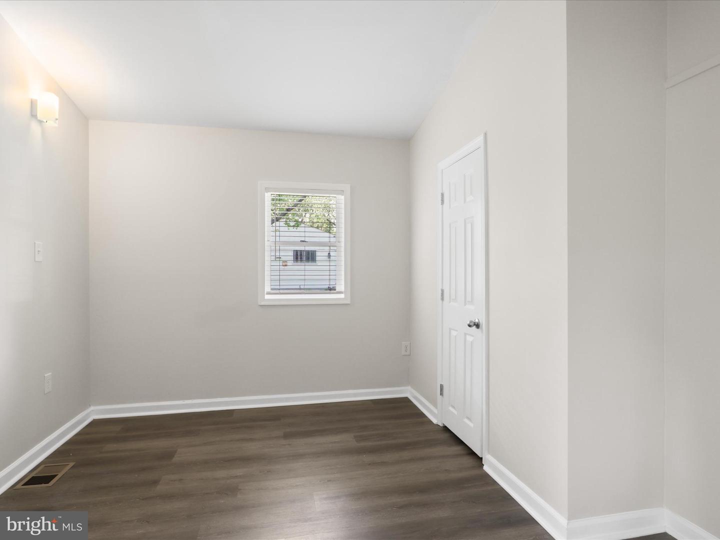4103 IVANHOE LN, ALEXANDRIA, Virginia 22310, 5 Bedrooms Bedrooms, ,2 BathroomsBathrooms,Residential,For sale,4103 IVANHOE LN,VAFX2236918 MLS # VAFX2236918