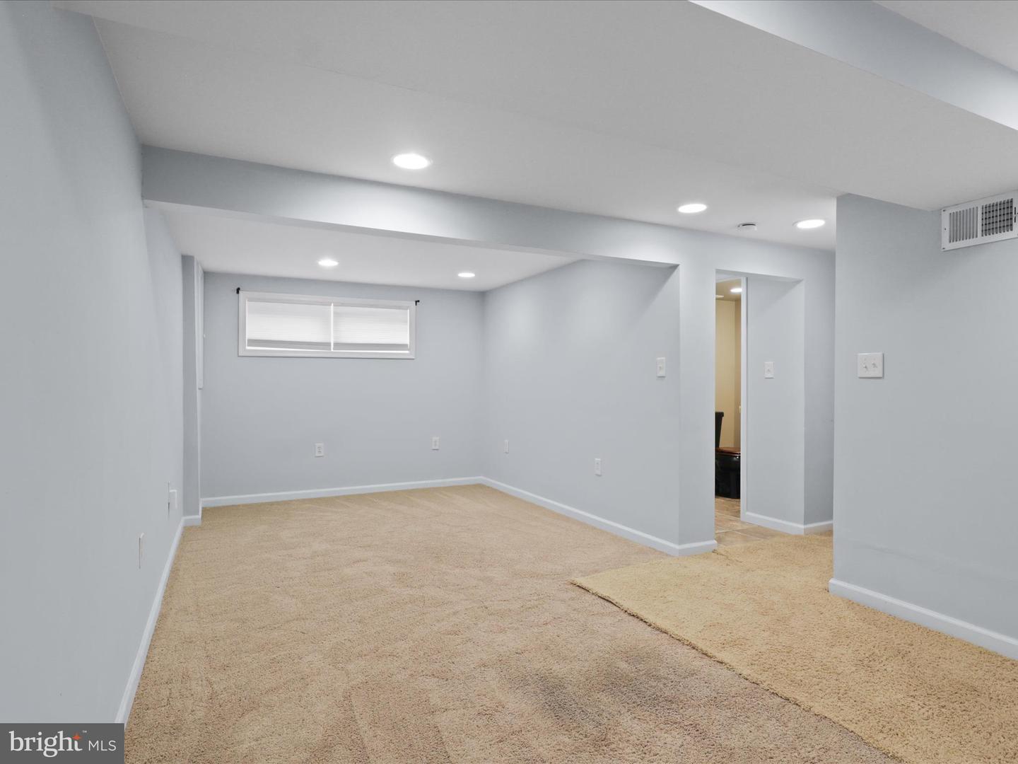 4103 IVANHOE LN, ALEXANDRIA, Virginia 22310, 5 Bedrooms Bedrooms, ,2 BathroomsBathrooms,Residential,For sale,4103 IVANHOE LN,VAFX2236918 MLS # VAFX2236918