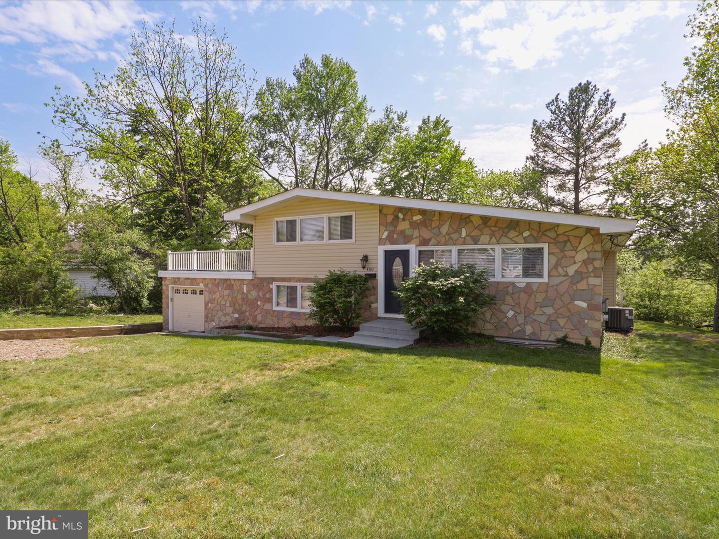 4103 IVANHOE LN, ALEXANDRIA, Virginia 22310, 5 Bedrooms Bedrooms, ,2 BathroomsBathrooms,Residential,For sale,4103 IVANHOE LN,VAFX2236918 MLS # VAFX2236918