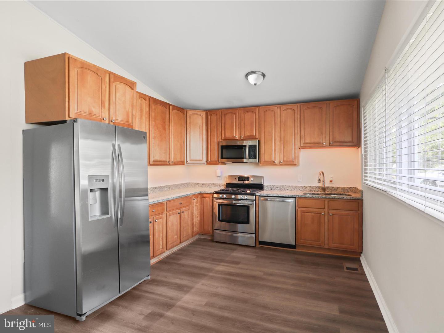 4103 IVANHOE LN, ALEXANDRIA, Virginia 22310, 5 Bedrooms Bedrooms, ,2 BathroomsBathrooms,Residential,For sale,4103 IVANHOE LN,VAFX2236918 MLS # VAFX2236918