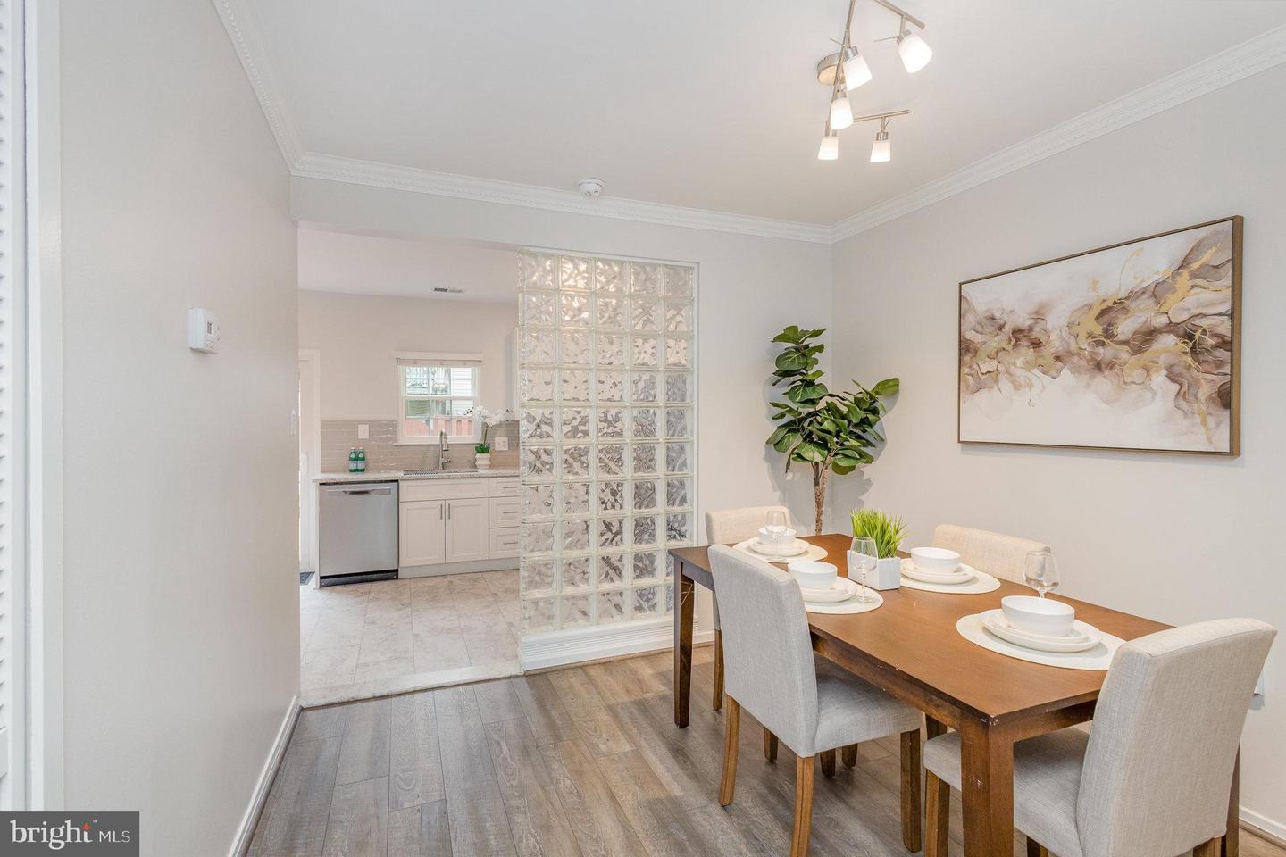 8608 VENOY CT, ALEXANDRIA, Virginia 22309, 3 Bedrooms Bedrooms, ,2 BathroomsBathrooms,Residential,For sale,8608 VENOY CT,VAFX2236938 MLS # VAFX2236938