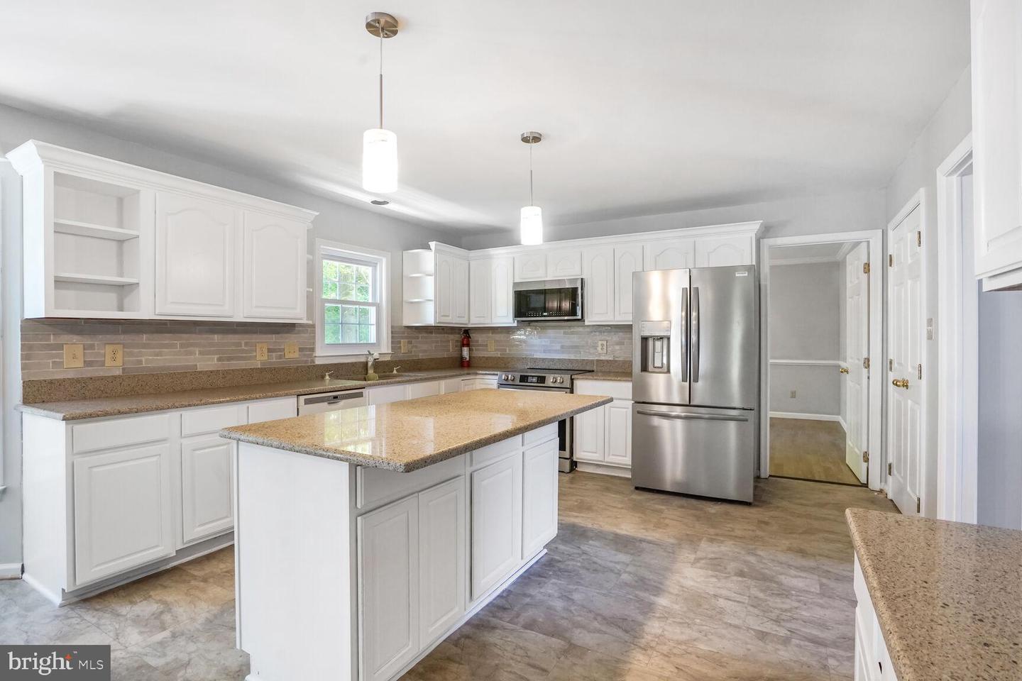 2639 IRON FORGE RD, HERNDON, Virginia 20171, 4 Bedrooms Bedrooms, ,3 BathroomsBathrooms,Residential,For sale,2639 IRON FORGE RD,VAFX2236970 MLS # VAFX2236970