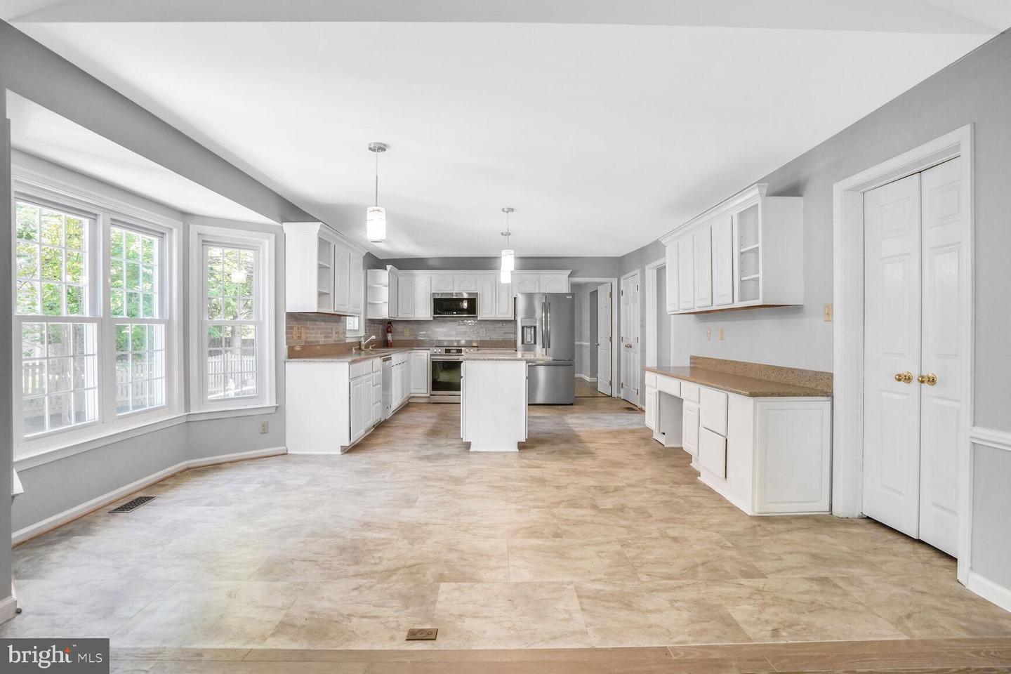 2639 IRON FORGE RD, HERNDON, Virginia 20171, 4 Bedrooms Bedrooms, ,3 BathroomsBathrooms,Residential,For sale,2639 IRON FORGE RD,VAFX2236970 MLS # VAFX2236970