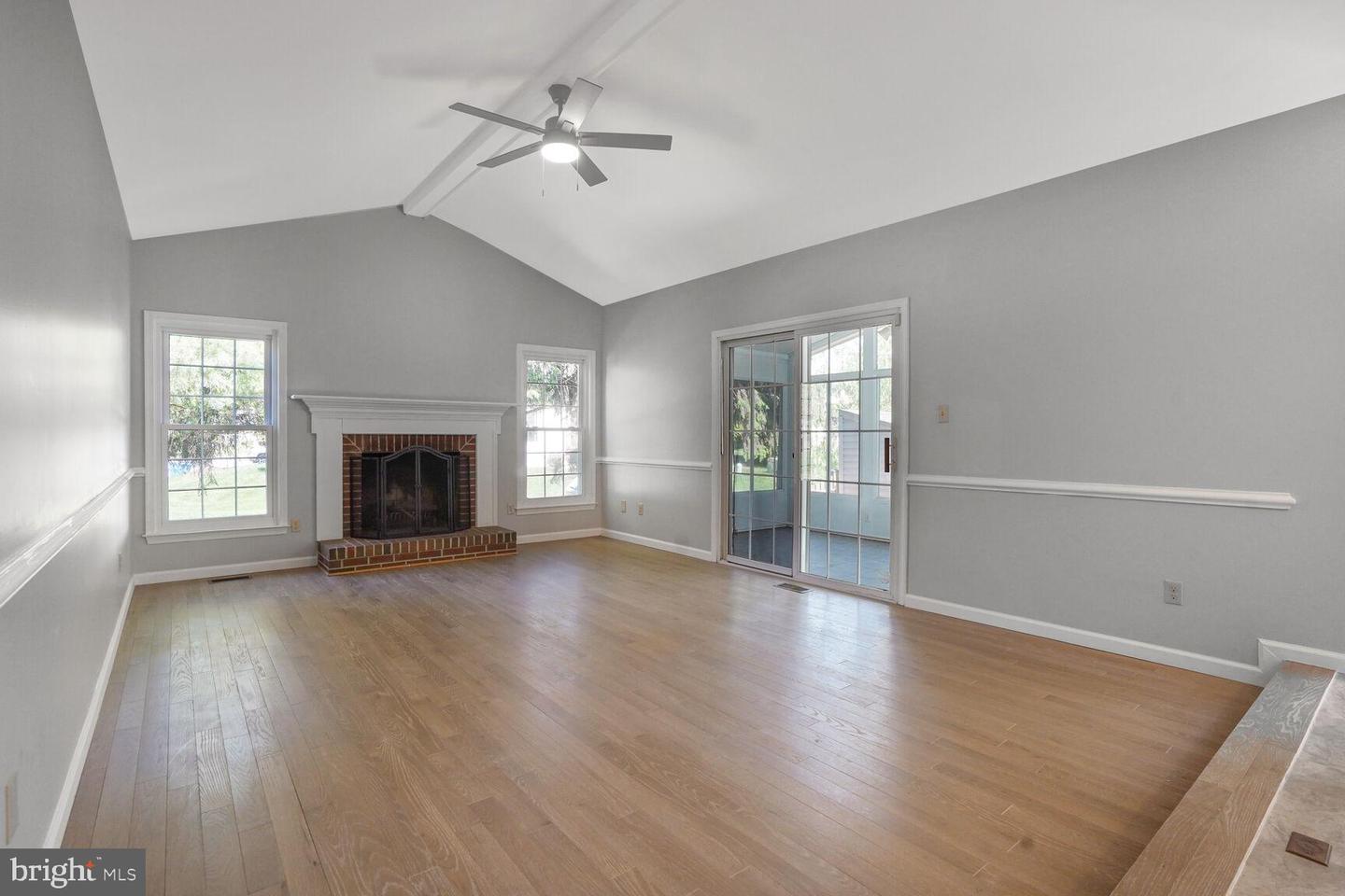 2639 IRON FORGE RD, HERNDON, Virginia 20171, 4 Bedrooms Bedrooms, ,3 BathroomsBathrooms,Residential,For sale,2639 IRON FORGE RD,VAFX2236970 MLS # VAFX2236970