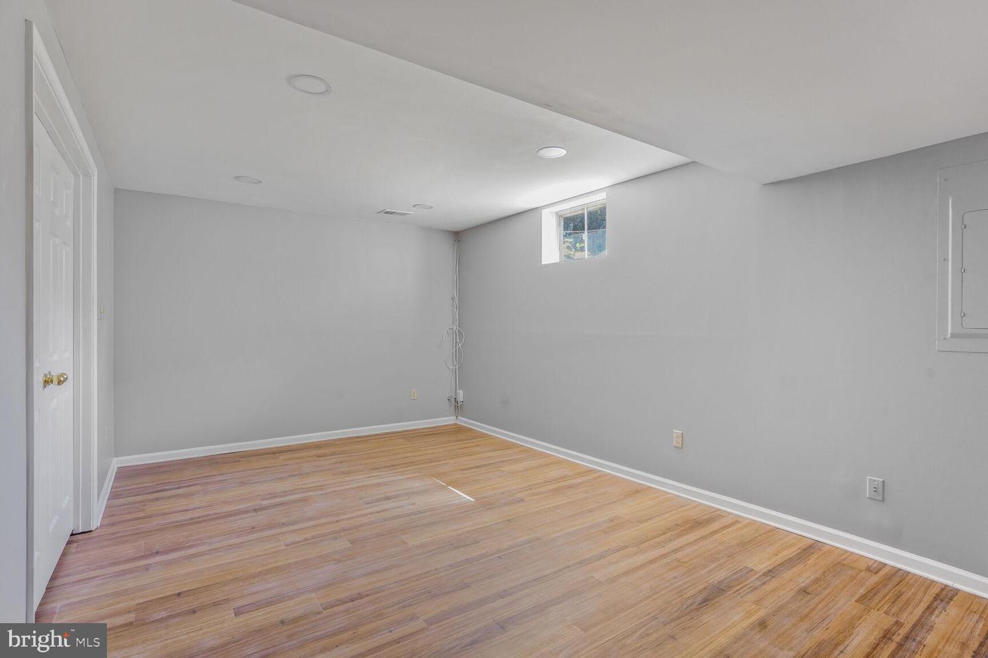2639 IRON FORGE RD, HERNDON, Virginia 20171, 4 Bedrooms Bedrooms, ,3 BathroomsBathrooms,Residential,For sale,2639 IRON FORGE RD,VAFX2236970 MLS # VAFX2236970
