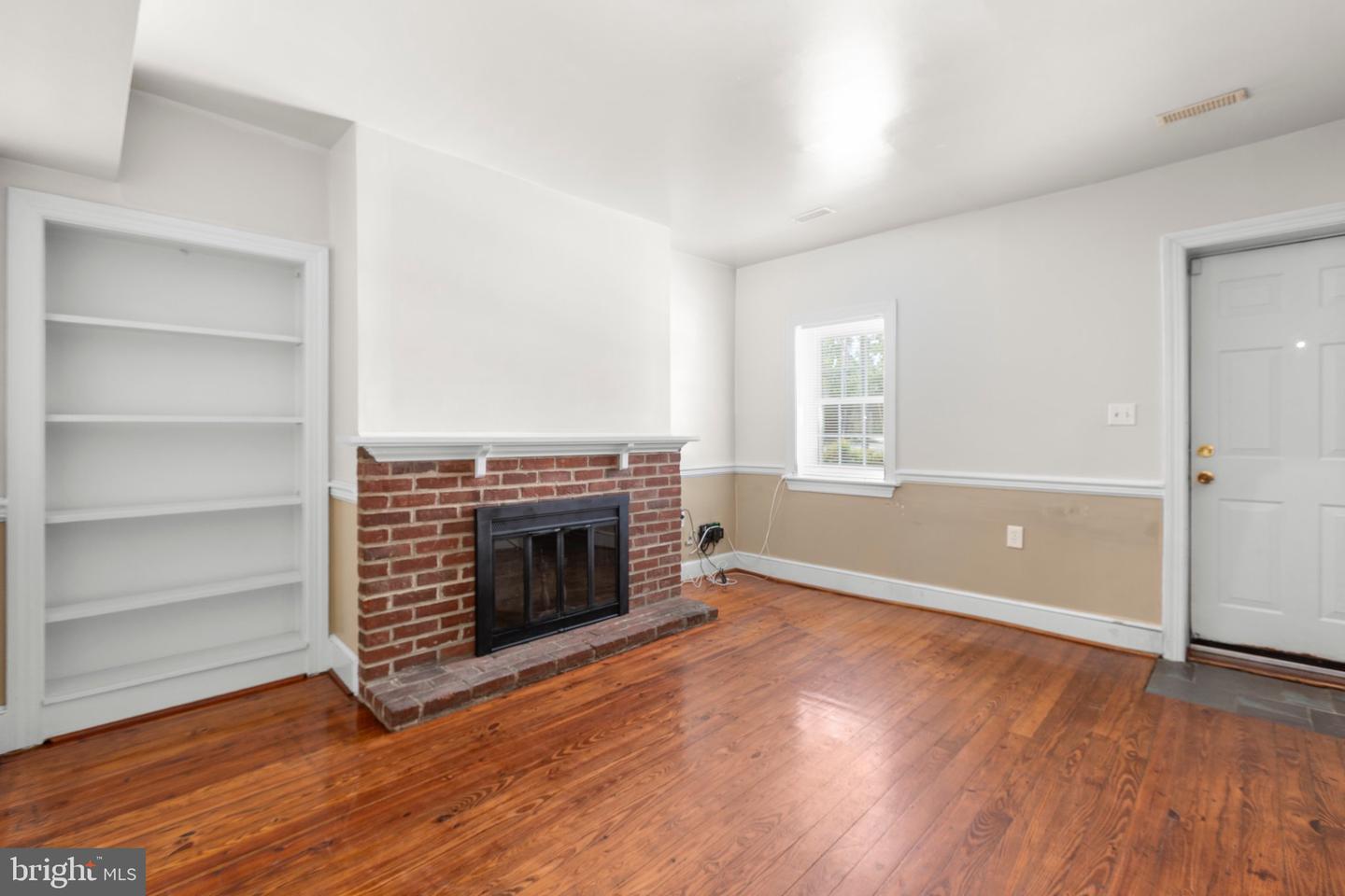 314 FREDERICK ST, FREDERICKSBURG, Virginia 22401, 1 Bedroom Bedrooms, ,1 BathroomBathrooms,Residential,For sale,314 FREDERICK ST,VAFB2008064 MLS # VAFB2008064