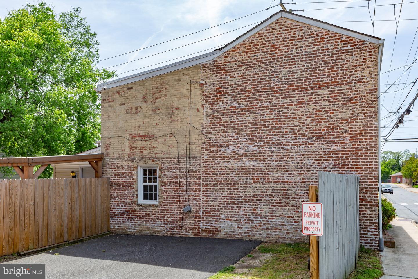 314 FREDERICK ST, FREDERICKSBURG, Virginia 22401, 1 Bedroom Bedrooms, ,1 BathroomBathrooms,Residential,For sale,314 FREDERICK ST,VAFB2008064 MLS # VAFB2008064