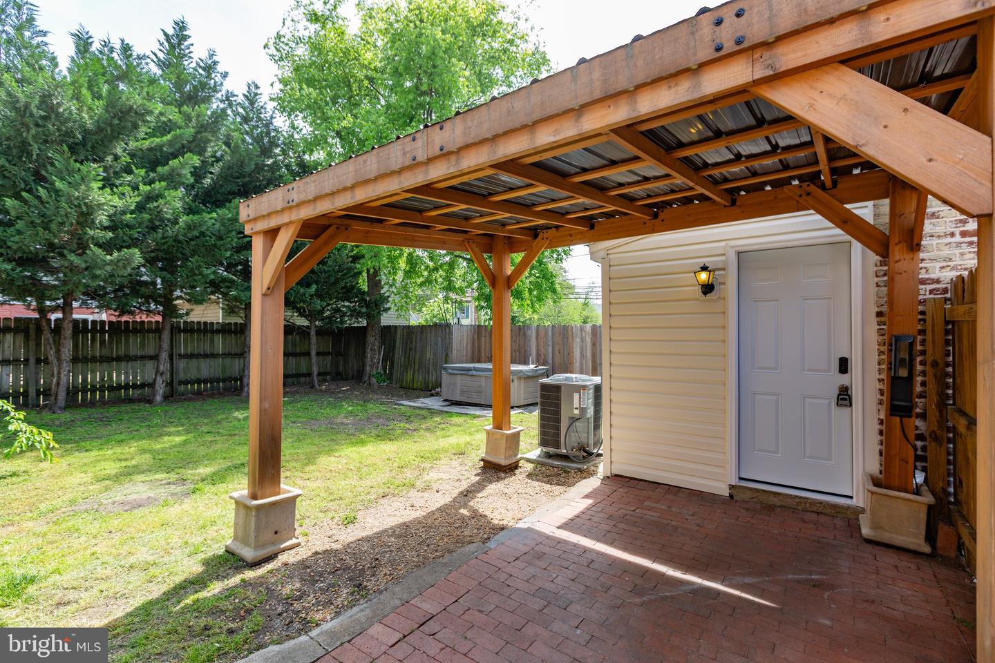 314 FREDERICK ST, FREDERICKSBURG, Virginia 22401, 1 Bedroom Bedrooms, ,1 BathroomBathrooms,Residential,For sale,314 FREDERICK ST,VAFB2008064 MLS # VAFB2008064