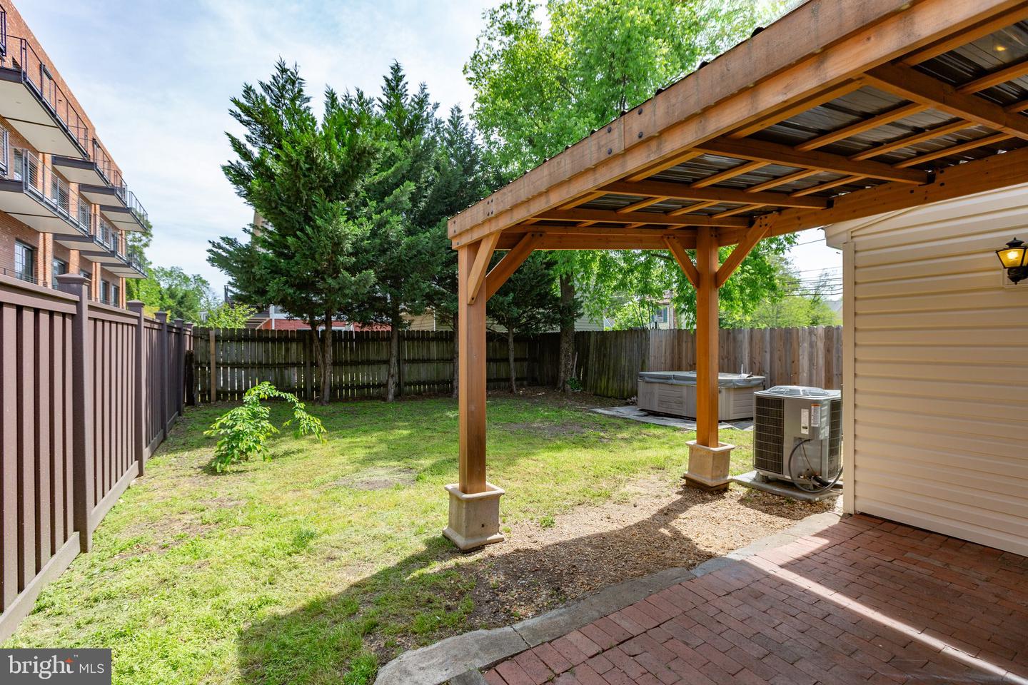314 FREDERICK ST, FREDERICKSBURG, Virginia 22401, 1 Bedroom Bedrooms, ,1 BathroomBathrooms,Residential,For sale,314 FREDERICK ST,VAFB2008064 MLS # VAFB2008064
