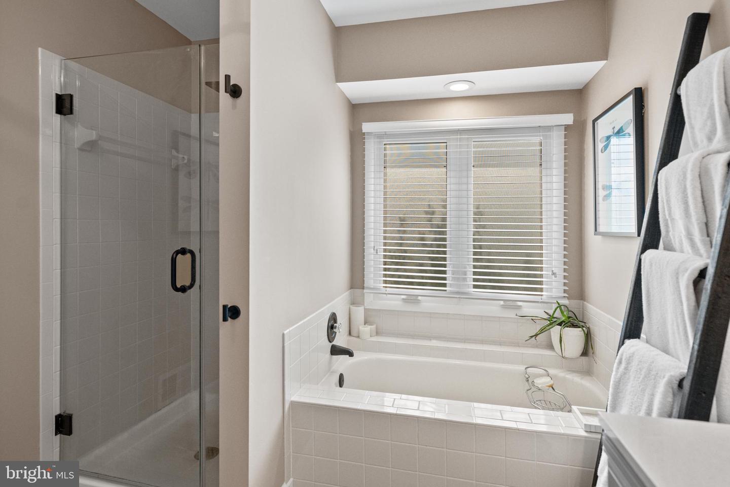 4745 TIMBER RIDGE DR, MONTCLAIR, Virginia 22025, 3 Bedrooms Bedrooms, ,3 BathroomsBathrooms,Residential,For sale,4745 TIMBER RIDGE DR,VAPW2093284 MLS # VAPW2093284