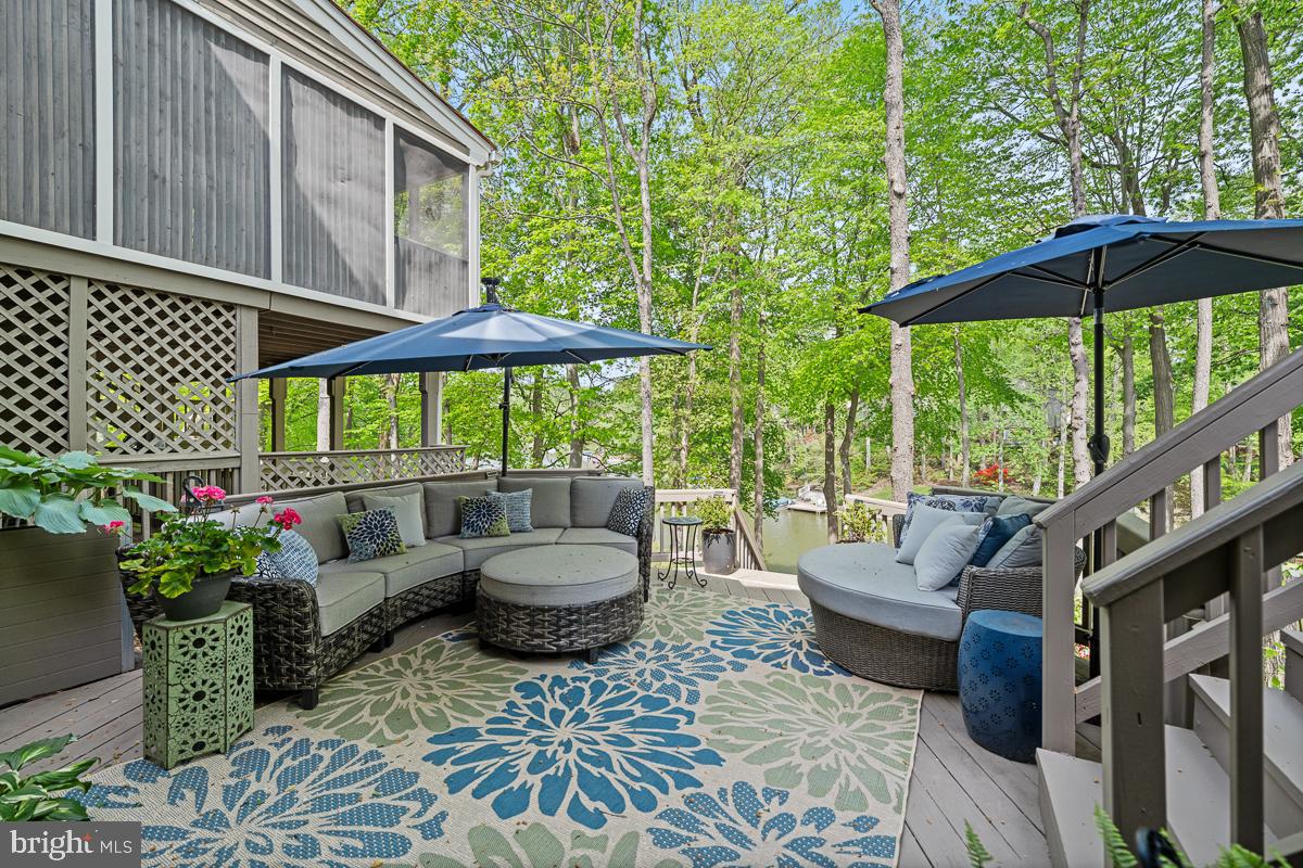 4745 TIMBER RIDGE DR, MONTCLAIR, Virginia 22025, 3 Bedrooms Bedrooms, ,3 BathroomsBathrooms,Residential,For sale,4745 TIMBER RIDGE DR,VAPW2093284 MLS # VAPW2093284