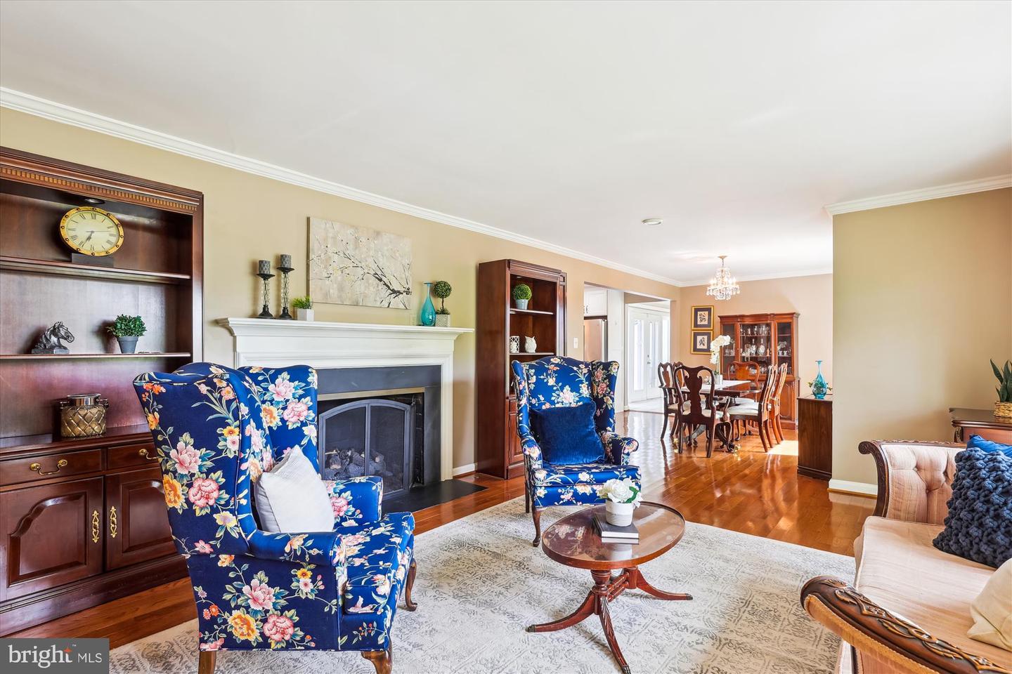 6516 ELMDALE RD, ALEXANDRIA, Virginia 22312, 5 Bedrooms Bedrooms, ,3 BathroomsBathrooms,Residential,For sale,6516 ELMDALE RD,VAFX2236676 MLS # VAFX2236676