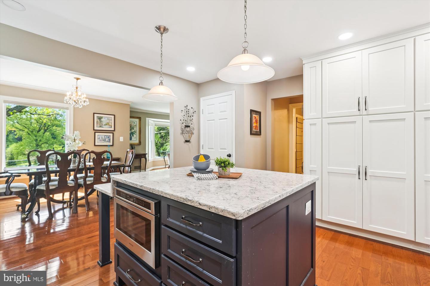 6516 ELMDALE RD, ALEXANDRIA, Virginia 22312, 5 Bedrooms Bedrooms, ,3 BathroomsBathrooms,Residential,For sale,6516 ELMDALE RD,VAFX2236676 MLS # VAFX2236676