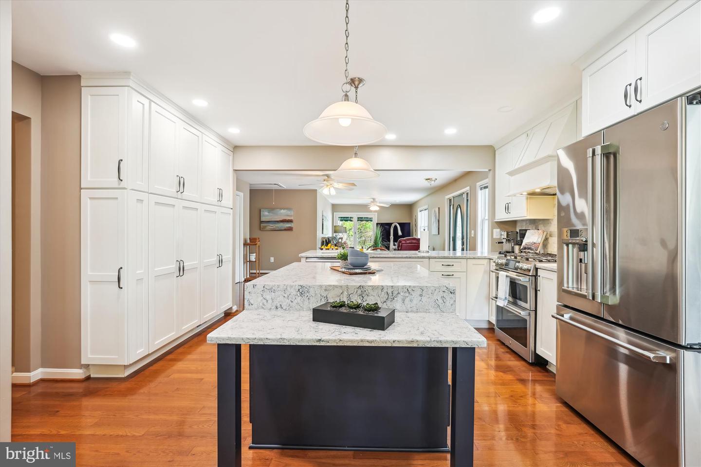6516 ELMDALE RD, ALEXANDRIA, Virginia 22312, 5 Bedrooms Bedrooms, ,3 BathroomsBathrooms,Residential,For sale,6516 ELMDALE RD,VAFX2236676 MLS # VAFX2236676