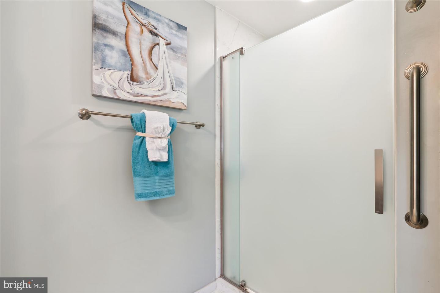 6516 ELMDALE RD, ALEXANDRIA, Virginia 22312, 5 Bedrooms Bedrooms, ,3 BathroomsBathrooms,Residential,For sale,6516 ELMDALE RD,VAFX2236676 MLS # VAFX2236676