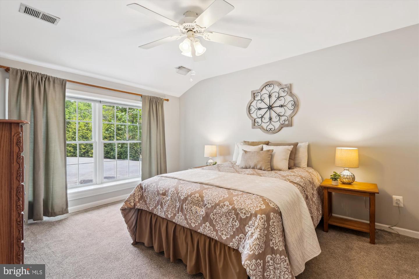 6516 ELMDALE RD, ALEXANDRIA, Virginia 22312, 5 Bedrooms Bedrooms, ,3 BathroomsBathrooms,Residential,For sale,6516 ELMDALE RD,VAFX2236676 MLS # VAFX2236676