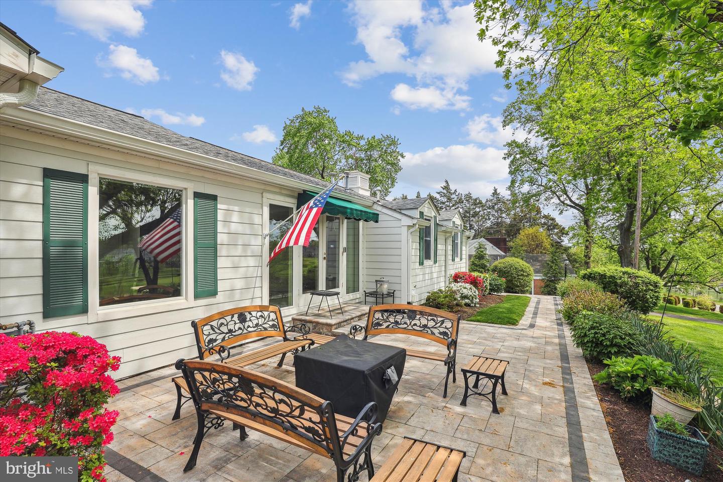 6516 ELMDALE RD, ALEXANDRIA, Virginia 22312, 5 Bedrooms Bedrooms, ,3 BathroomsBathrooms,Residential,For sale,6516 ELMDALE RD,VAFX2236676 MLS # VAFX2236676