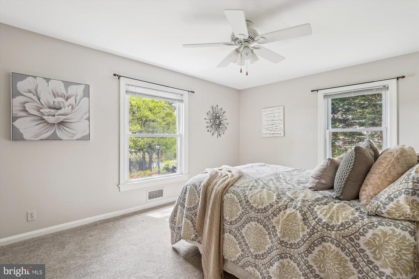 6516 ELMDALE RD, ALEXANDRIA, Virginia 22312, 5 Bedrooms Bedrooms, ,3 BathroomsBathrooms,Residential,For sale,6516 ELMDALE RD,VAFX2236676 MLS # VAFX2236676