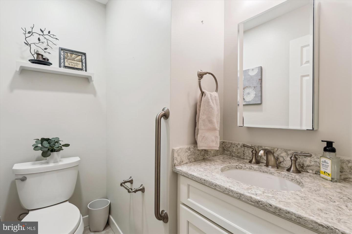 6516 ELMDALE RD, ALEXANDRIA, Virginia 22312, 5 Bedrooms Bedrooms, ,3 BathroomsBathrooms,Residential,For sale,6516 ELMDALE RD,VAFX2236676 MLS # VAFX2236676