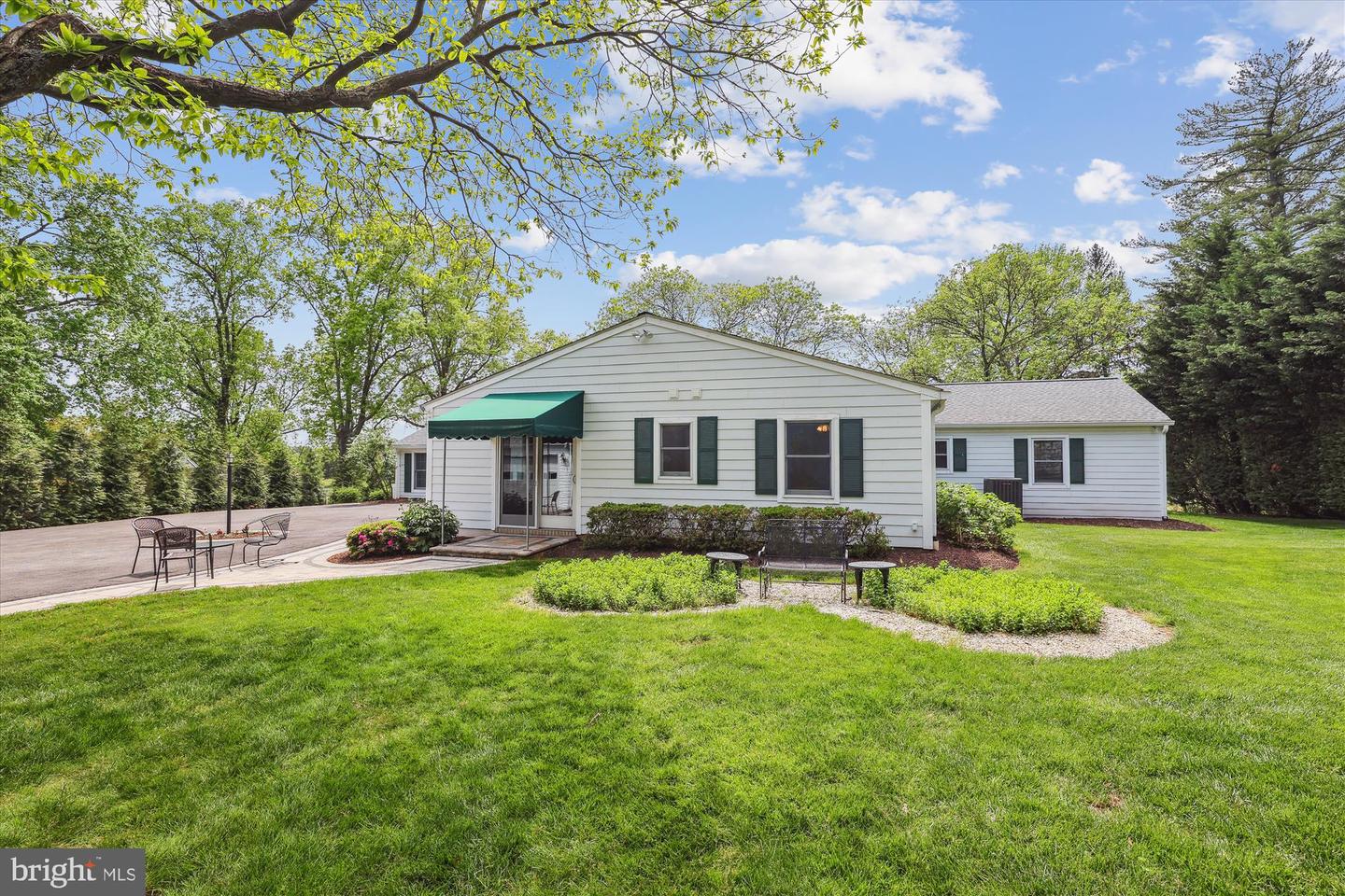 6516 ELMDALE RD, ALEXANDRIA, Virginia 22312, 5 Bedrooms Bedrooms, ,3 BathroomsBathrooms,Residential,For sale,6516 ELMDALE RD,VAFX2236676 MLS # VAFX2236676