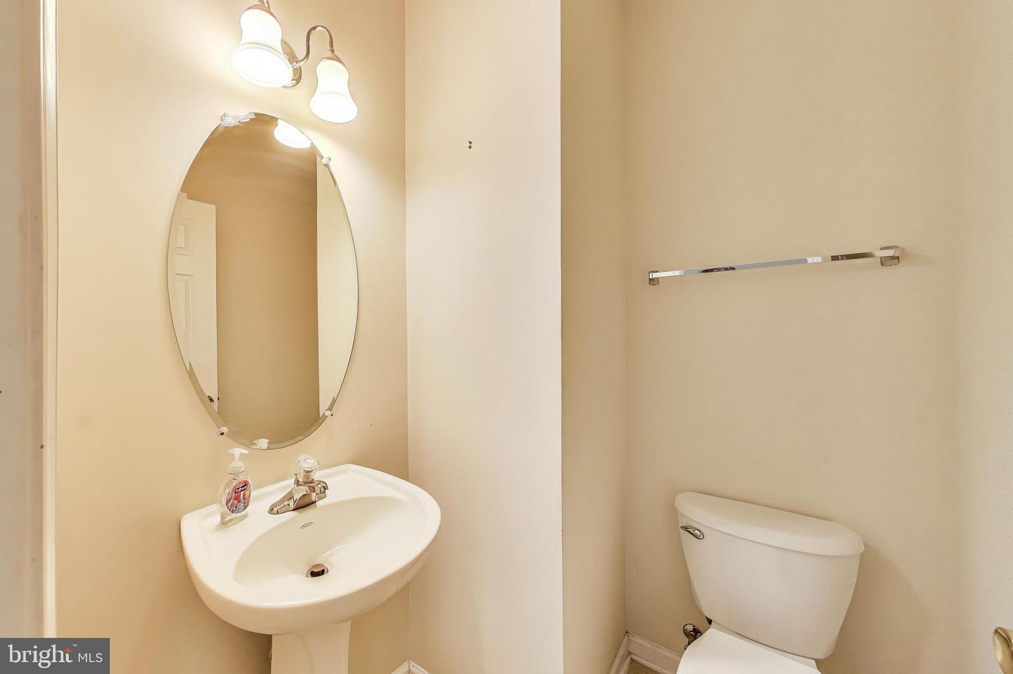138 DANBURY ST SW, WASHINGTON, District Of Columbia 20032, 3 Bedrooms Bedrooms, ,2 BathroomsBathrooms,Residential,For sale,138 DANBURY ST SW,DCDC2197590 MLS # DCDC2197590