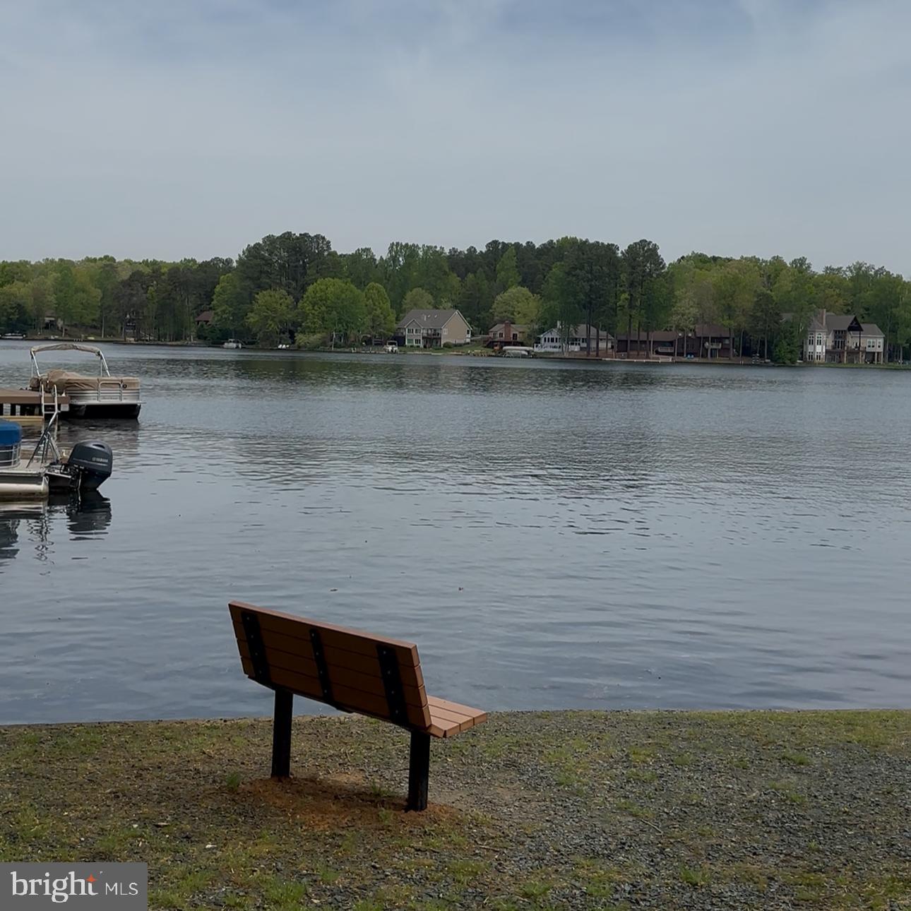 23 W LAKE FOREST DR, PALMYRA, Virginia 22963, 3 Bedrooms Bedrooms, ,1 BathroomBathrooms,Residential,For sale,23 W LAKE FOREST DR,VAFN2000462 MLS # VAFN2000462