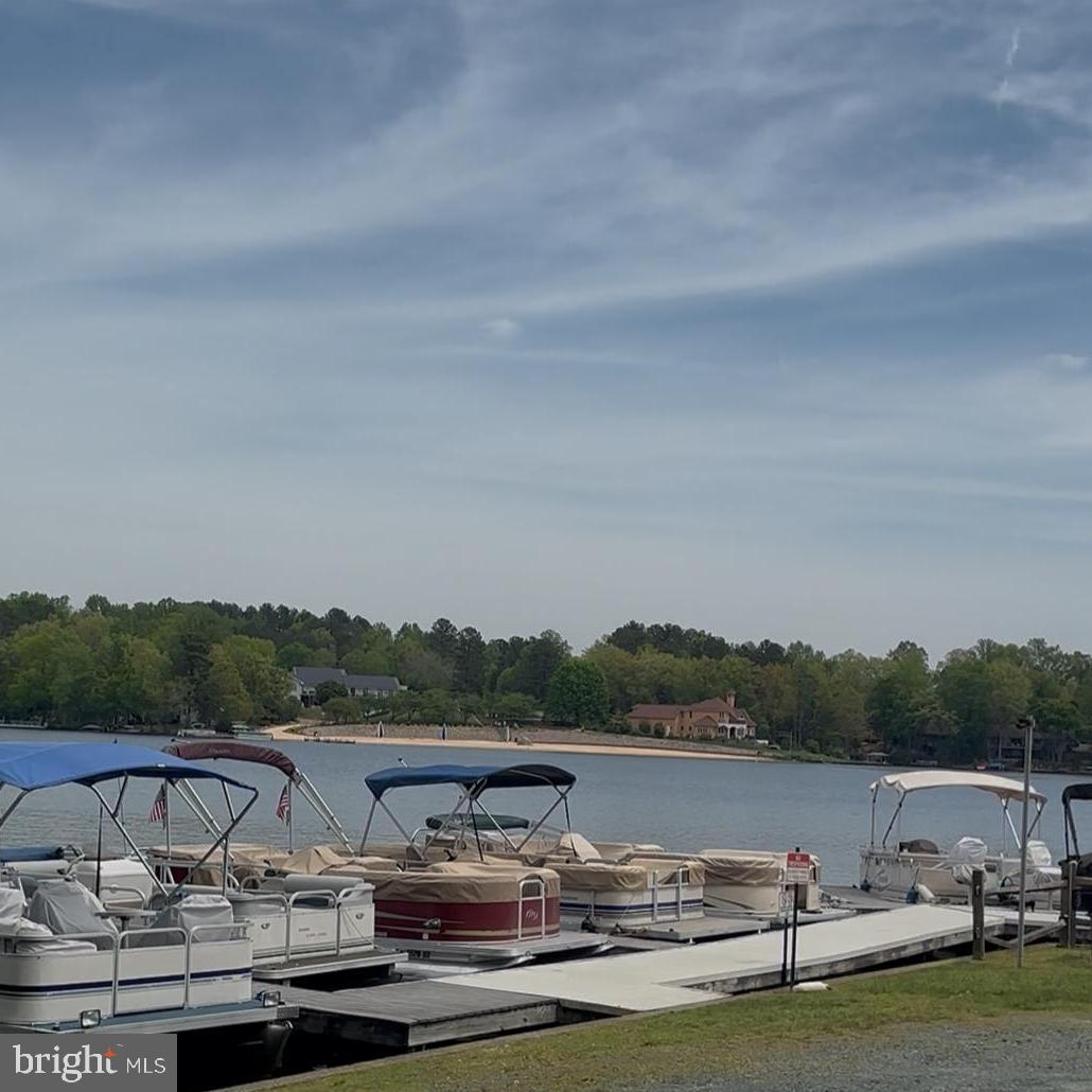 23 W LAKE FOREST DR, PALMYRA, Virginia 22963, 3 Bedrooms Bedrooms, ,1 BathroomBathrooms,Residential,For sale,23 W LAKE FOREST DR,VAFN2000462 MLS # VAFN2000462