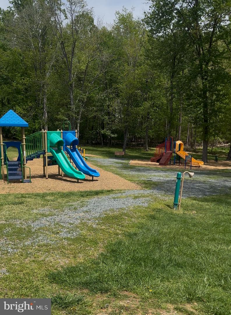 23 W LAKE FOREST DR, PALMYRA, Virginia 22963, 3 Bedrooms Bedrooms, ,1 BathroomBathrooms,Residential,For sale,23 W LAKE FOREST DR,VAFN2000462 MLS # VAFN2000462