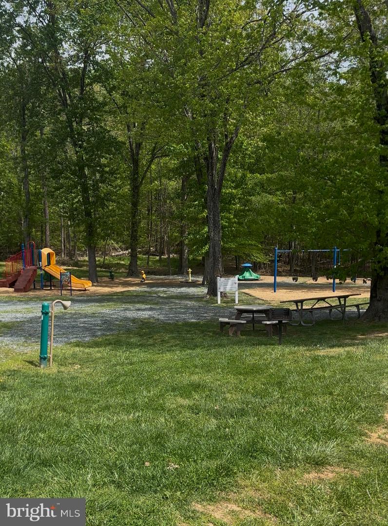 23 W LAKE FOREST DR, PALMYRA, Virginia 22963, 3 Bedrooms Bedrooms, ,1 BathroomBathrooms,Residential,For sale,23 W LAKE FOREST DR,VAFN2000462 MLS # VAFN2000462