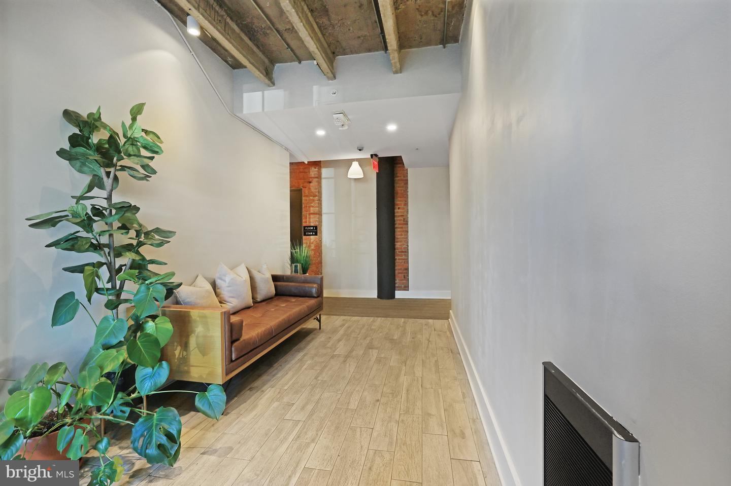 515 N WASHINGTON ST #404, ALEXANDRIA, Virginia 22314, 2 Bedrooms Bedrooms, ,2 BathroomsBathrooms,Residential,For sale,515 N WASHINGTON ST #404,VAAX2044710 MLS # VAAX2044710