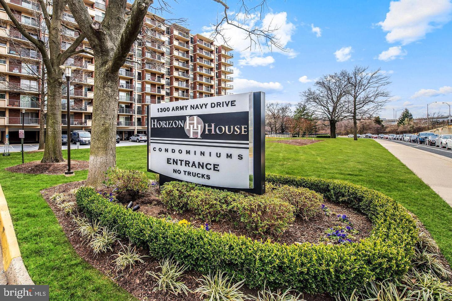 1300 ARMY NAVY DR #709, ARLINGTON, Virginia 22202, 2 Bedrooms Bedrooms, ,2 BathroomsBathrooms,Residential,For sale,1300 ARMY NAVY DR #709,VAAR2056650 MLS # VAAR2056650