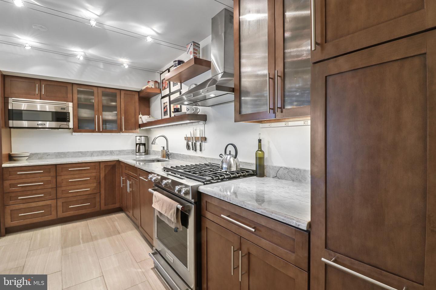 1300 ARMY NAVY DR #709, ARLINGTON, Virginia 22202, 2 Bedrooms Bedrooms, ,2 BathroomsBathrooms,Residential,For sale,1300 ARMY NAVY DR #709,VAAR2056650 MLS # VAAR2056650