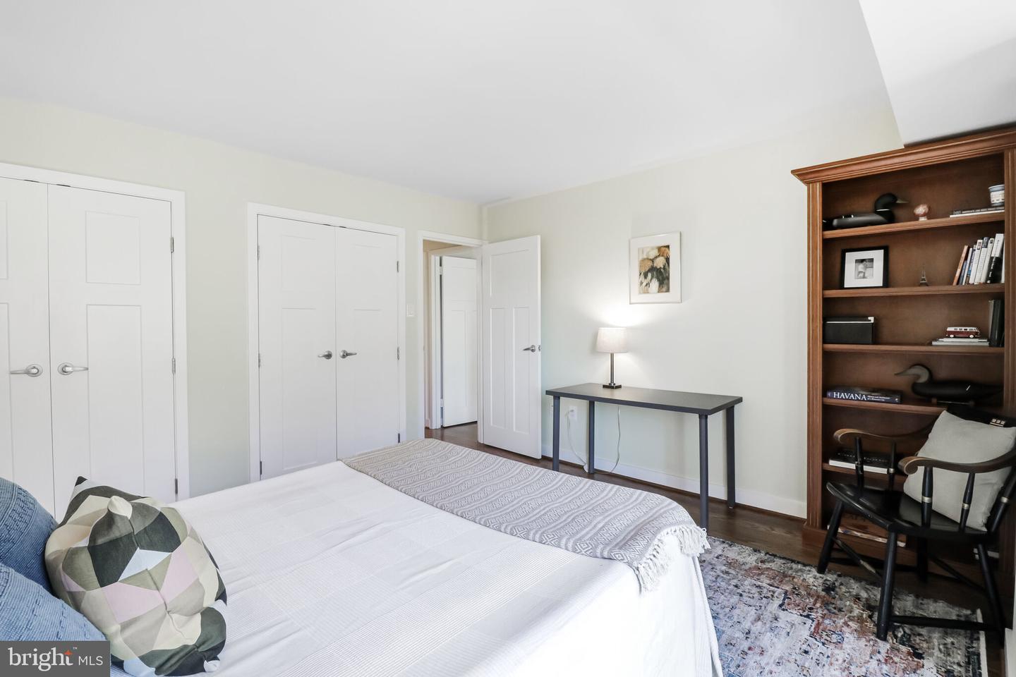 1300 ARMY NAVY DR #709, ARLINGTON, Virginia 22202, 2 Bedrooms Bedrooms, ,2 BathroomsBathrooms,Residential,For sale,1300 ARMY NAVY DR #709,VAAR2056650 MLS # VAAR2056650