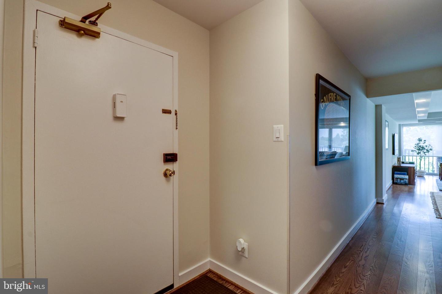 1300 ARMY NAVY DR #709, ARLINGTON, Virginia 22202, 2 Bedrooms Bedrooms, ,2 BathroomsBathrooms,Residential,For sale,1300 ARMY NAVY DR #709,VAAR2056650 MLS # VAAR2056650