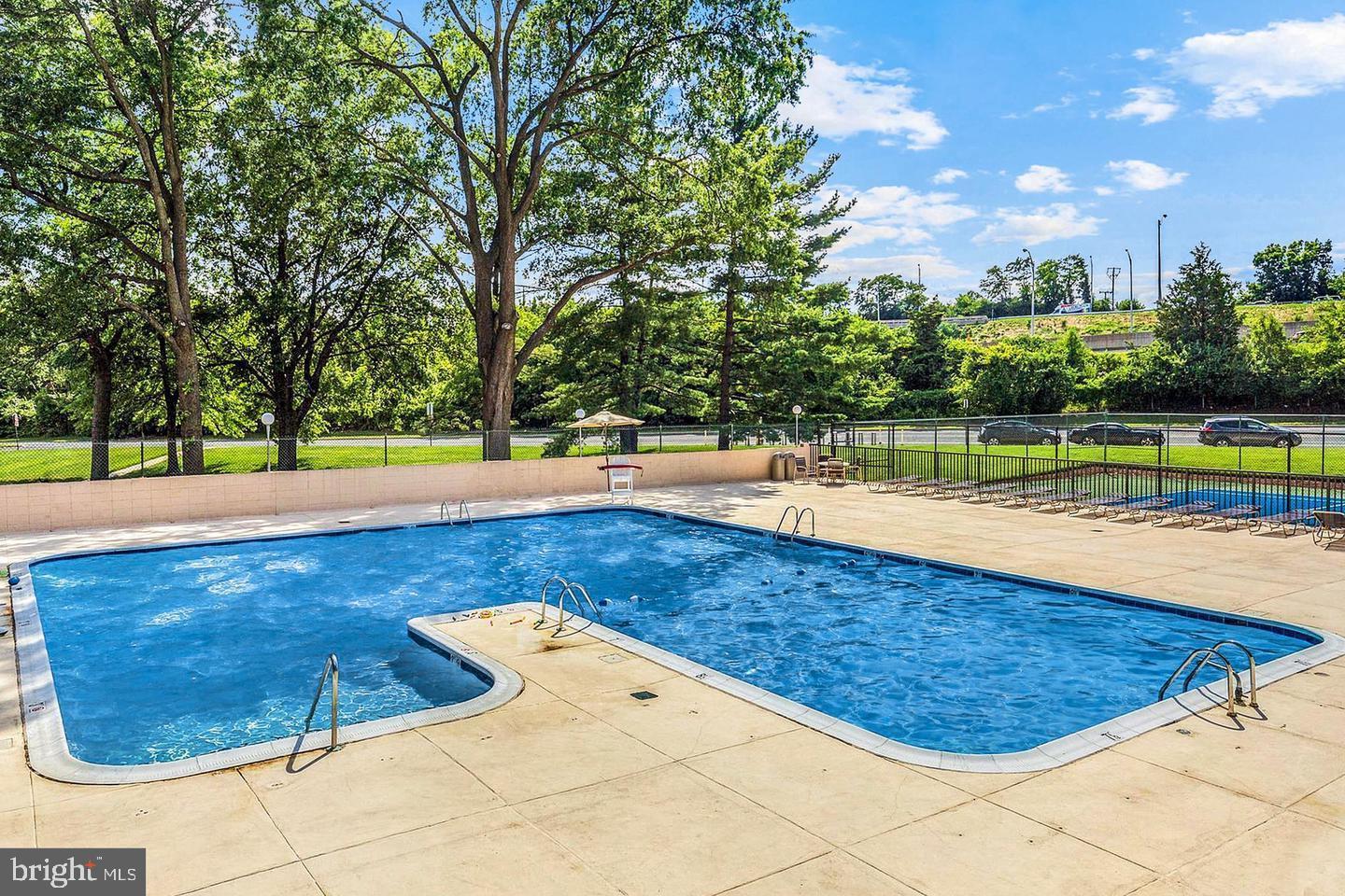 1300 ARMY NAVY DR #709, ARLINGTON, Virginia 22202, 2 Bedrooms Bedrooms, ,2 BathroomsBathrooms,Residential,For sale,1300 ARMY NAVY DR #709,VAAR2056650 MLS # VAAR2056650