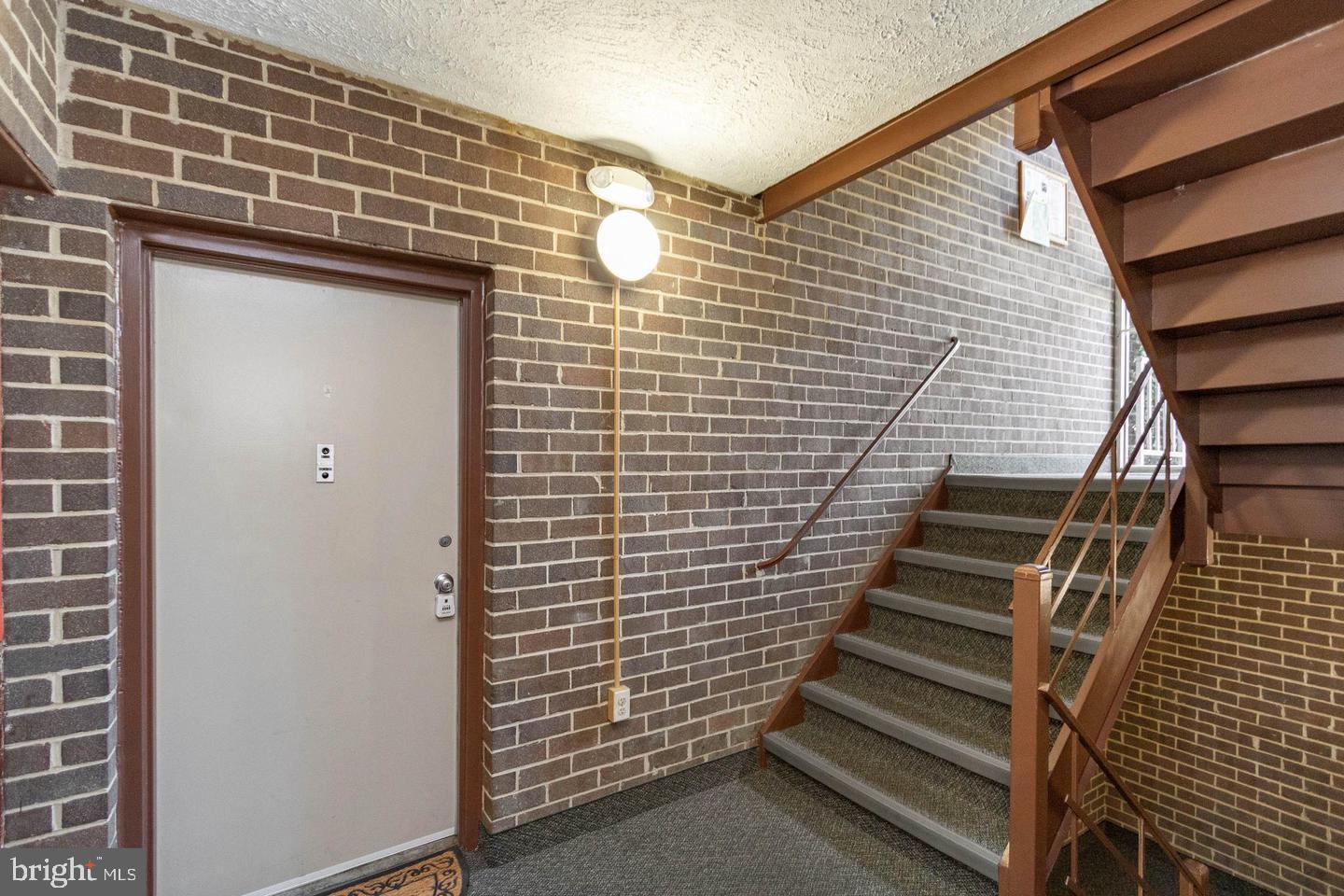 12701 DARA DR #104, WOODBRIDGE, Virginia 22192, 1 Bedroom Bedrooms, ,1 BathroomBathrooms,Residential,For sale,12701 DARA DR #104,VAPW2093372 MLS # VAPW2093372