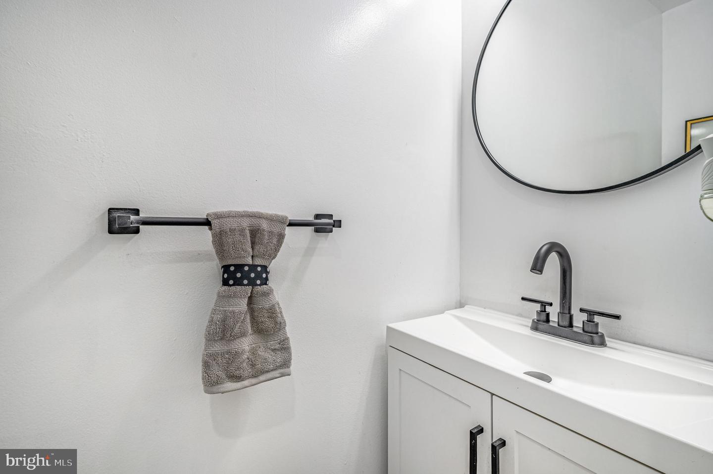 1325 BARNABY TER SE, WASHINGTON, District Of Columbia 20032, 3 Bedrooms Bedrooms, ,2 BathroomsBathrooms,Residential,For sale,1325 BARNABY TER SE,DCDC2197958 MLS # DCDC2197958