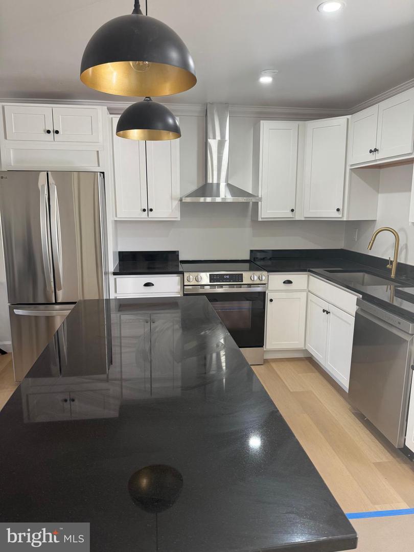1325 BARNABY TER SE, WASHINGTON, District Of Columbia 20032, 4 Bedrooms Bedrooms, ,2 BathroomsBathrooms,Residential,For sale,1325 BARNABY TER SE,DCDC2197958 MLS # DCDC2197958