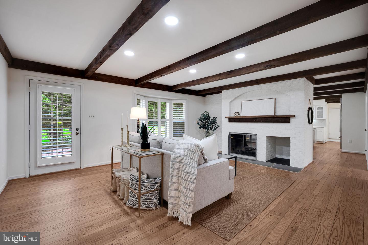 2407 MARE LN, OAKTON, Virginia 22124, 5 Bedrooms Bedrooms, ,4 BathroomsBathrooms,Residential,For sale,2407 MARE LN,VAFX2237322 MLS # VAFX2237322