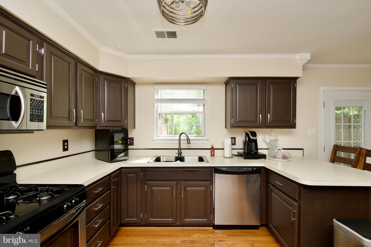 8617 ROCKY GAP CT, LORTON, Virginia 22079, 3 Bedrooms Bedrooms, ,2 BathroomsBathrooms,Residential,For sale,8617 ROCKY GAP CT,VAFX2237426 MLS # VAFX2237426