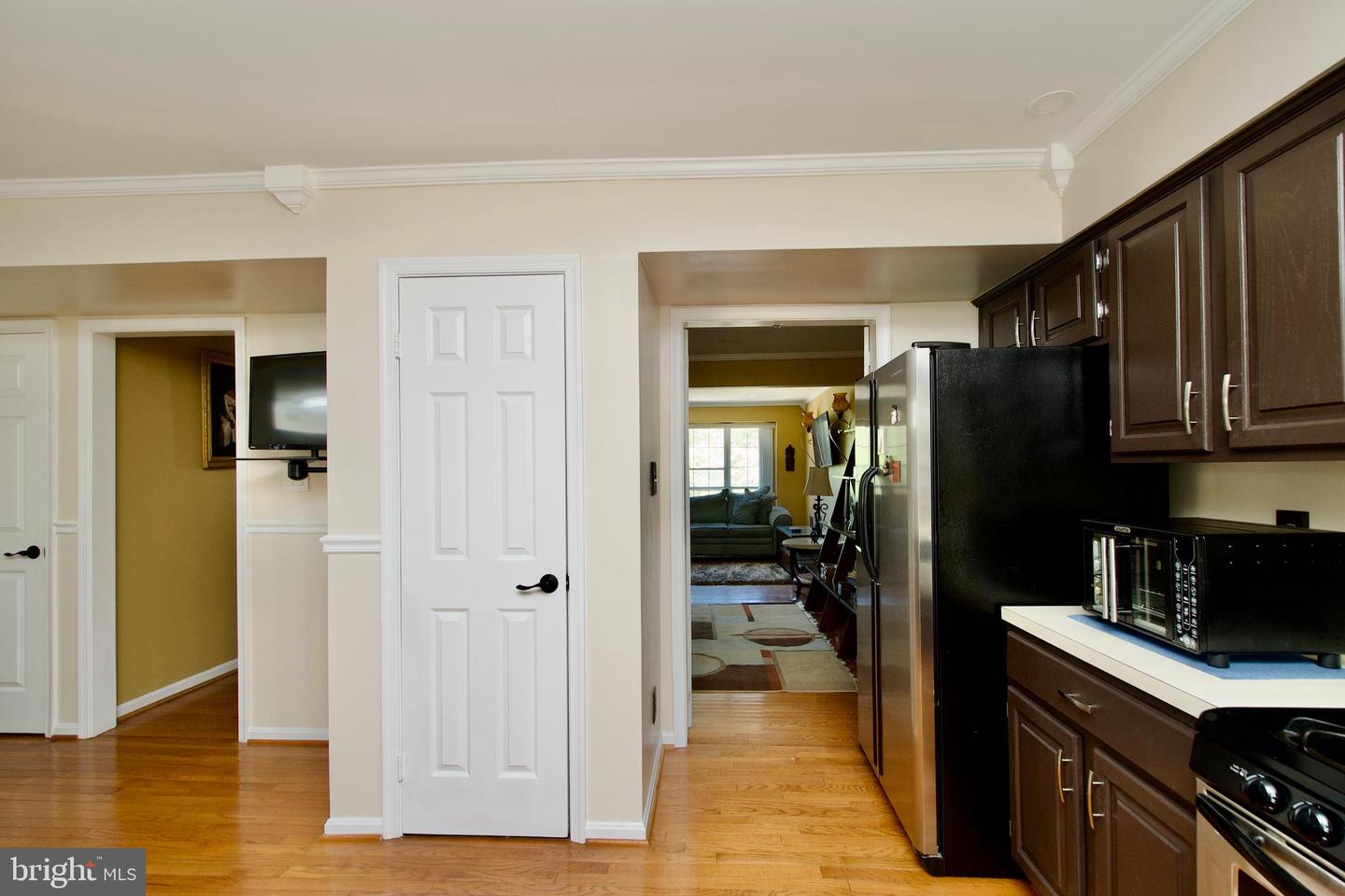 8617 ROCKY GAP CT, LORTON, Virginia 22079, 3 Bedrooms Bedrooms, ,2 BathroomsBathrooms,Residential,For sale,8617 ROCKY GAP CT,VAFX2237426 MLS # VAFX2237426