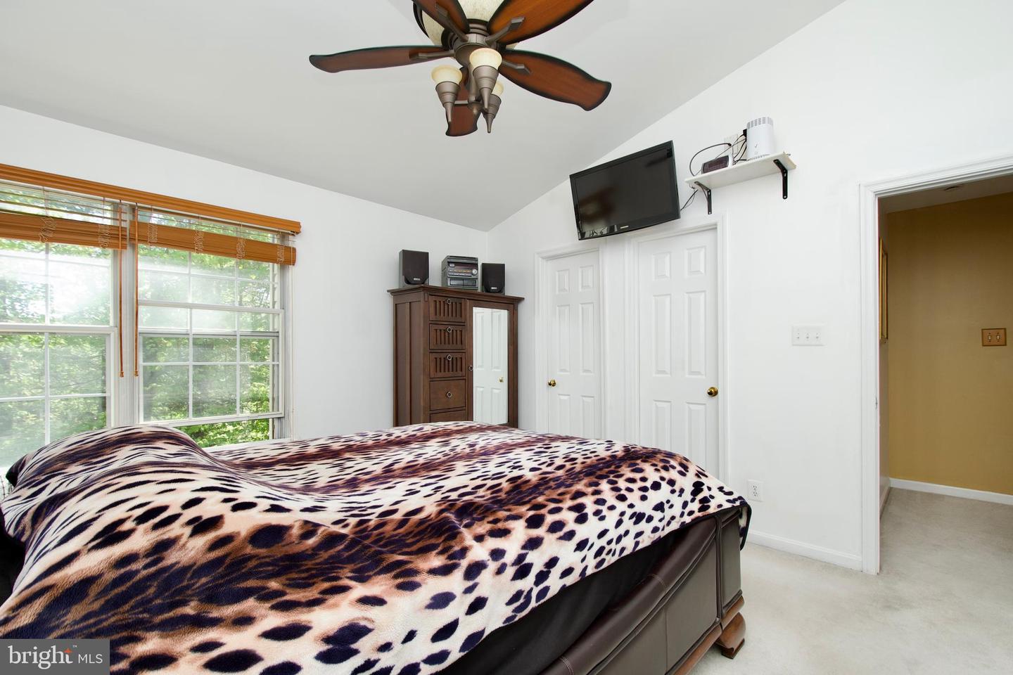8617 ROCKY GAP CT, LORTON, Virginia 22079, 3 Bedrooms Bedrooms, ,2 BathroomsBathrooms,Residential,For sale,8617 ROCKY GAP CT,VAFX2237426 MLS # VAFX2237426