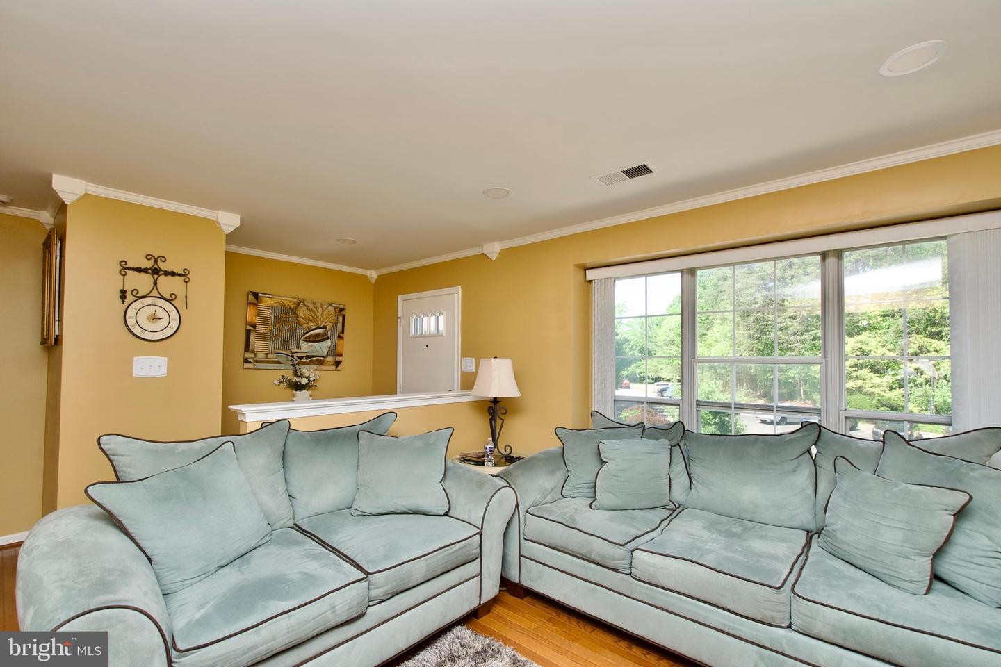 8617 ROCKY GAP CT, LORTON, Virginia 22079, 3 Bedrooms Bedrooms, ,2 BathroomsBathrooms,Residential,For sale,8617 ROCKY GAP CT,VAFX2237426 MLS # VAFX2237426