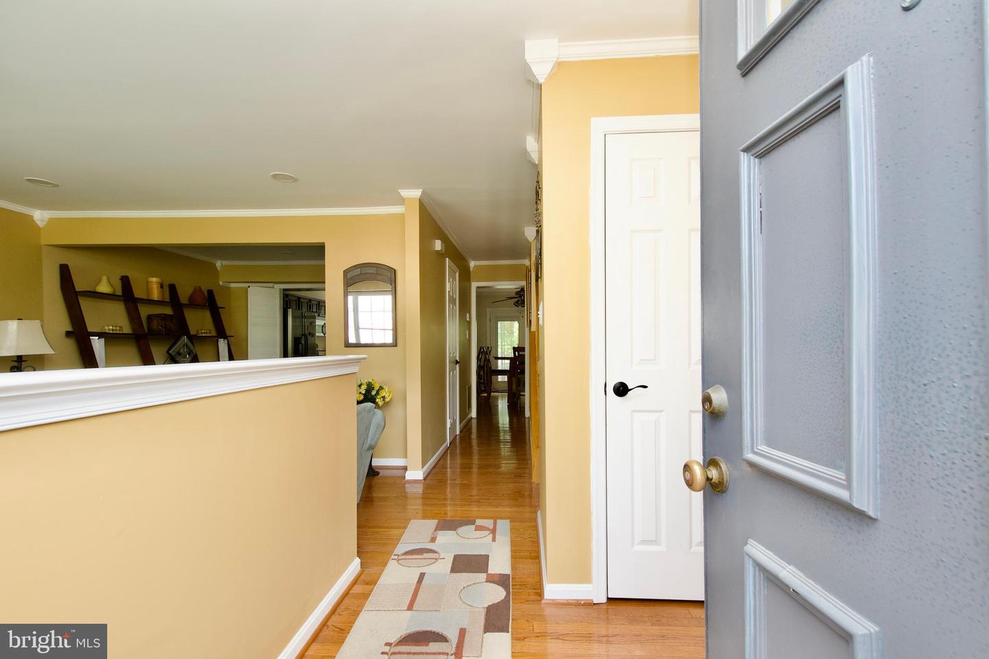 8617 ROCKY GAP CT, LORTON, Virginia 22079, 3 Bedrooms Bedrooms, ,2 BathroomsBathrooms,Residential,For sale,8617 ROCKY GAP CT,VAFX2237426 MLS # VAFX2237426