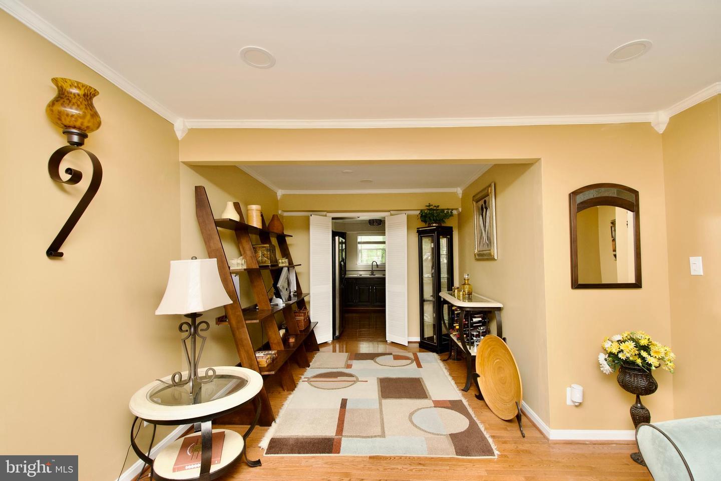 8617 ROCKY GAP CT, LORTON, Virginia 22079, 3 Bedrooms Bedrooms, ,2 BathroomsBathrooms,Residential,For sale,8617 ROCKY GAP CT,VAFX2237426 MLS # VAFX2237426