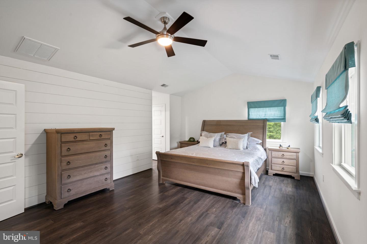 8032 COBB RD, MANASSAS, Virginia 20112, 5 Bedrooms Bedrooms, ,3 BathroomsBathrooms,Residential,For sale,8032 COBB RD,VAPW2093230 MLS # VAPW2093230
