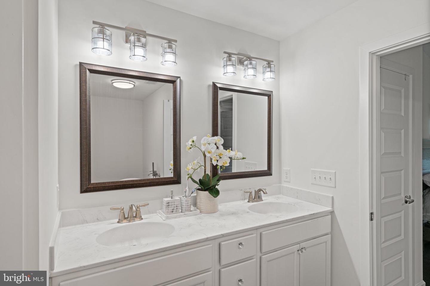 8032 COBB RD, MANASSAS, Virginia 20112, 5 Bedrooms Bedrooms, ,3 BathroomsBathrooms,Residential,For sale,8032 COBB RD,VAPW2093230 MLS # VAPW2093230