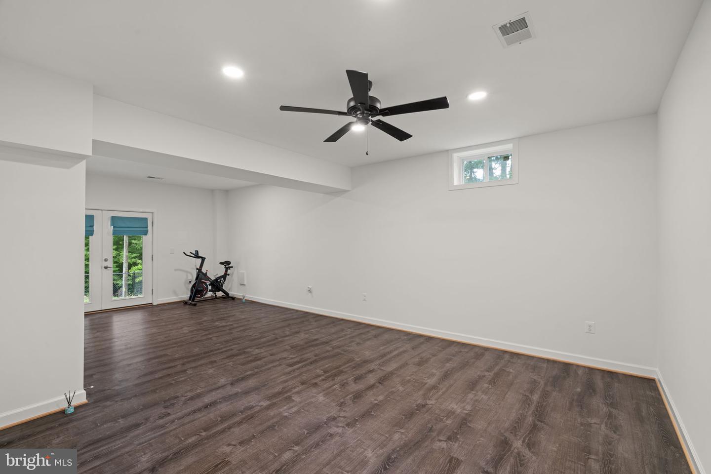 8032 COBB RD, MANASSAS, Virginia 20112, 5 Bedrooms Bedrooms, ,3 BathroomsBathrooms,Residential,For sale,8032 COBB RD,VAPW2093230 MLS # VAPW2093230
